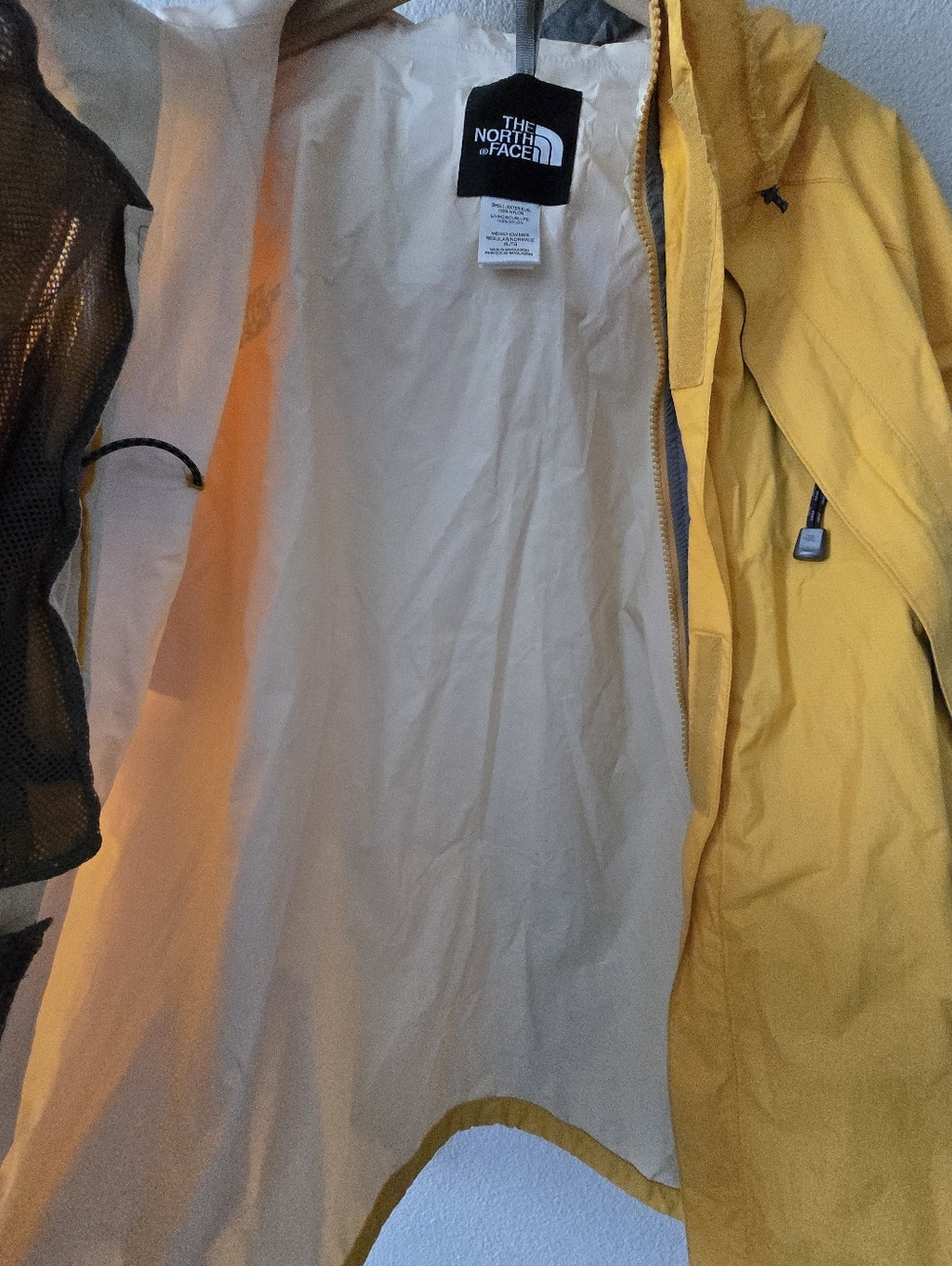 The North Face Jacket Hyvent Men's XL Yellow - Picture 9 of 9